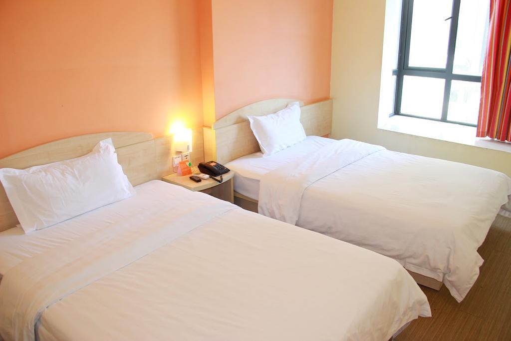 7Days Inn Dalian Heishijiao Software Park Экстерьер фото
